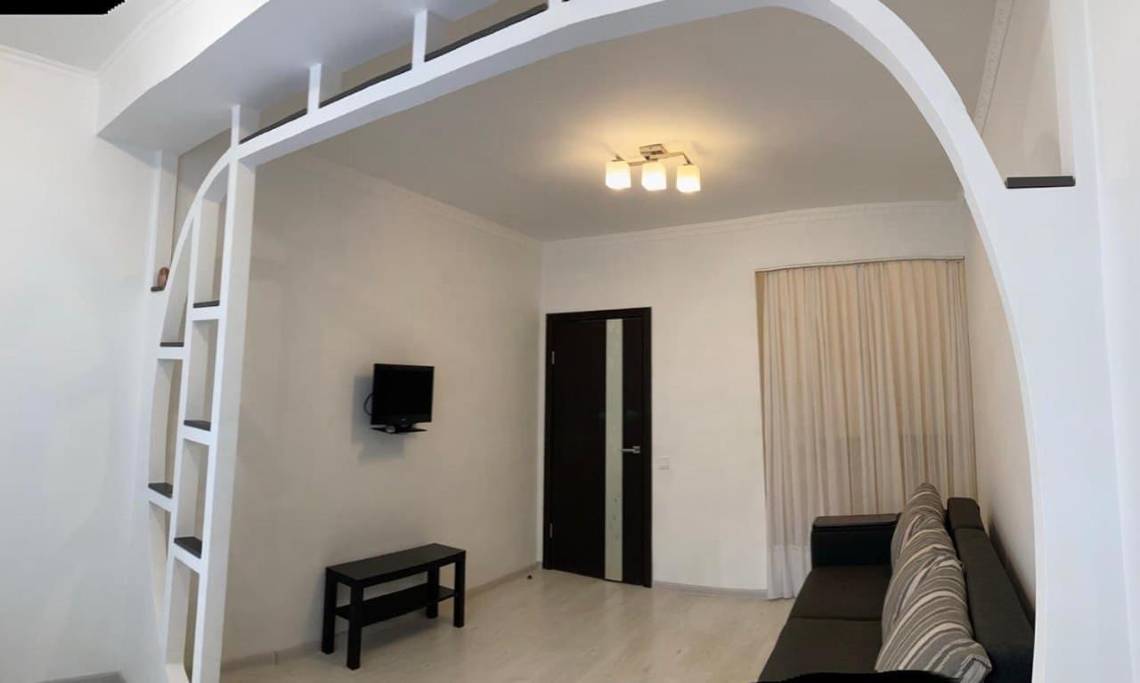 New Cosy Apartment Leopoli Esterno foto